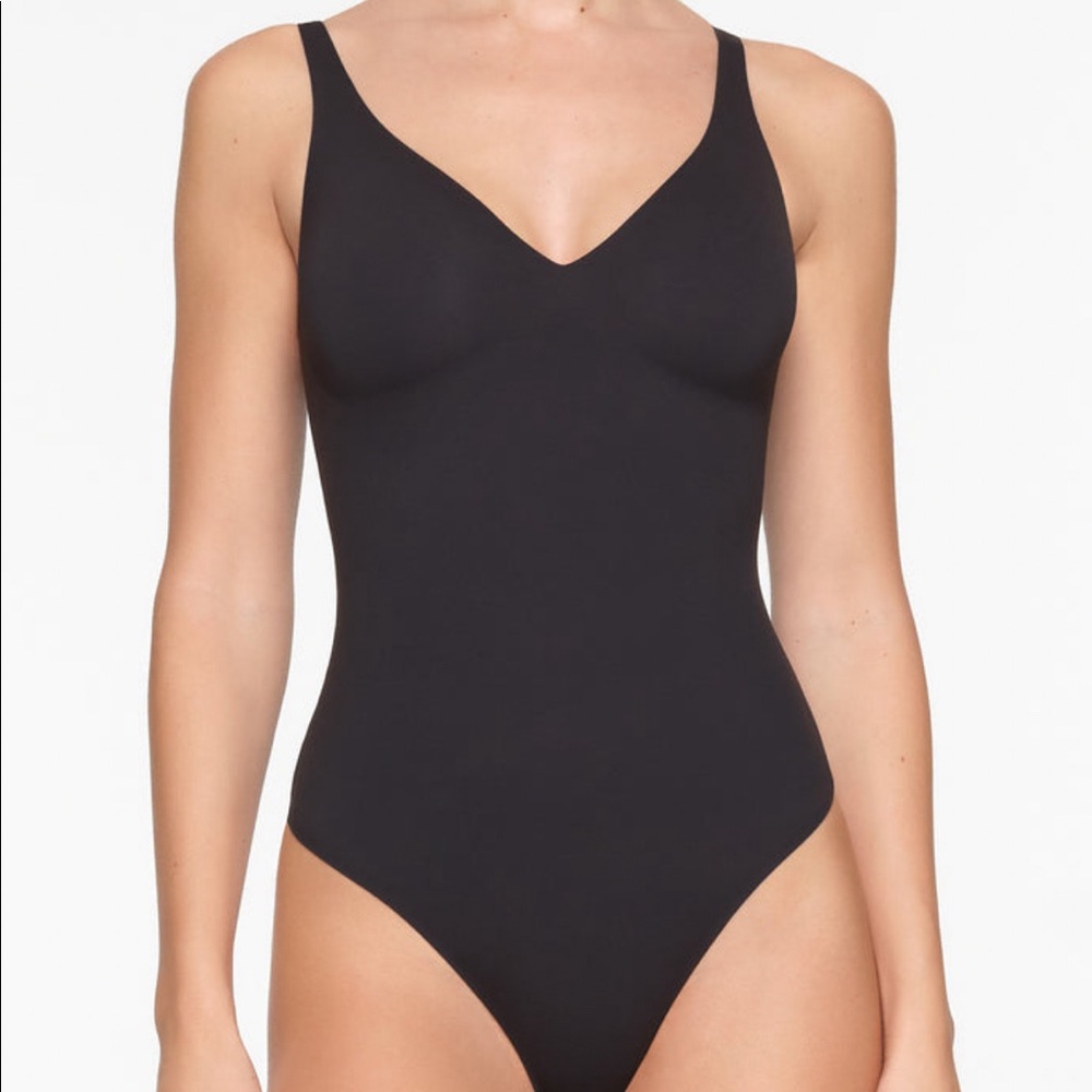SKIMS Black Seamless V-Neck Bodysuit